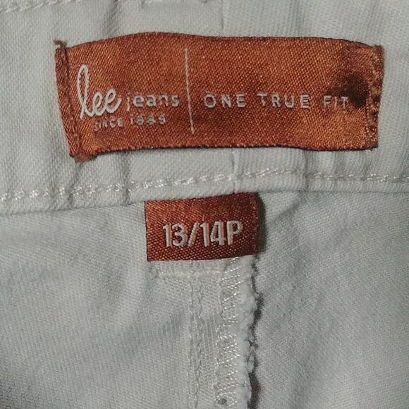 Lee Bermuda Shorts - Picture 2 of 12